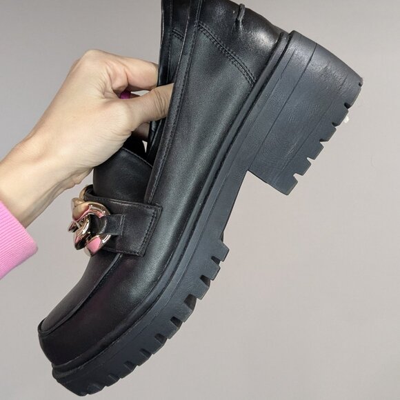 Shoedazzle Meet Ya There Chunky Loafer with Chains Black Size 39 Size 8 - Picture 4 of 4